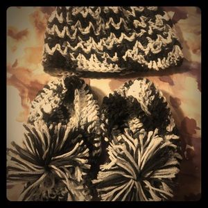 Handmade crochet black and white footies and hat